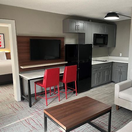 Wyndham Garden Columbia-Ft Jackson Hotel Екстериор снимка