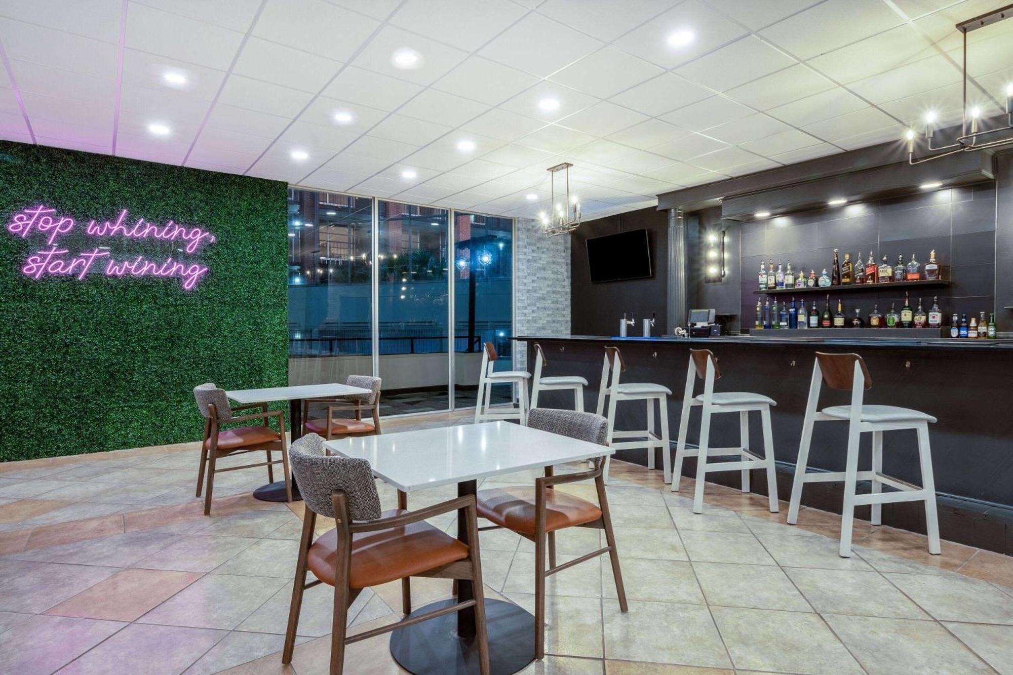 Wyndham Garden Columbia-Ft Jackson Hotel Екстериор снимка